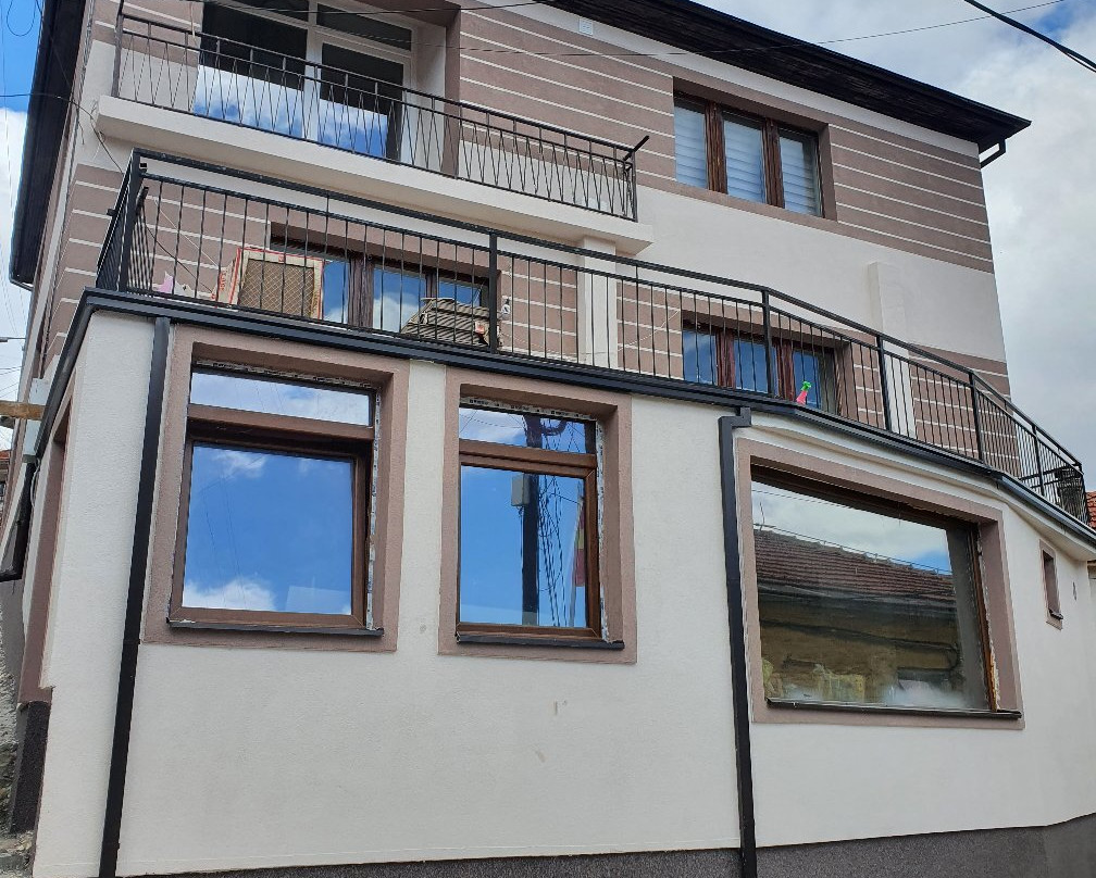On Top Apartments