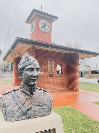 Rushworth War Memorial Clock Tower-拉什沃思必去景点