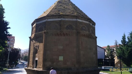 Hudavent Hatun Turbesi景点图片
