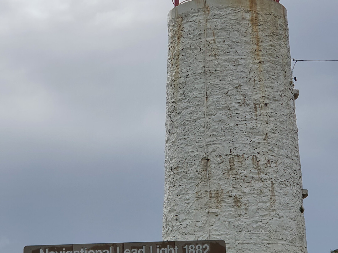 Middle Channel Lighthouse-Low Head必去景点
