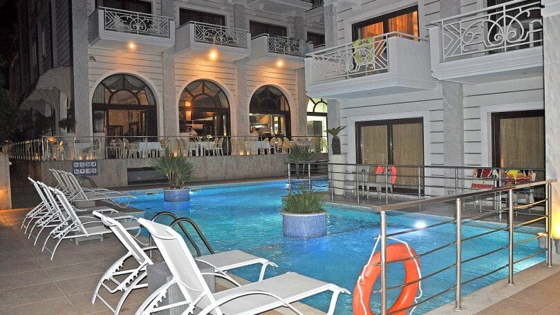 Royal Palace Resort & Spa-泳池