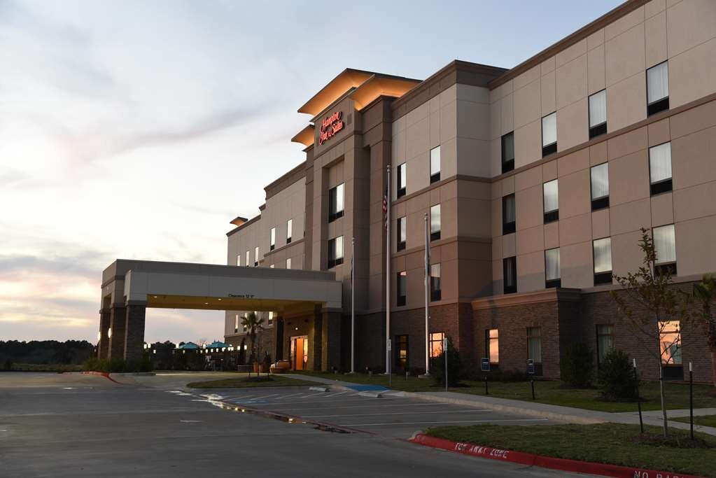 Hampton Inn & Suites Huntsville主图