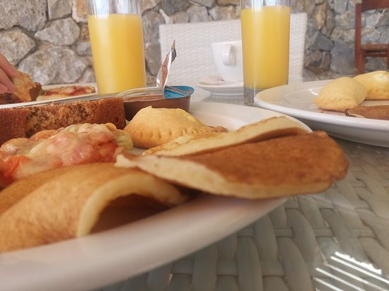 卡斯蒂略酒店主图