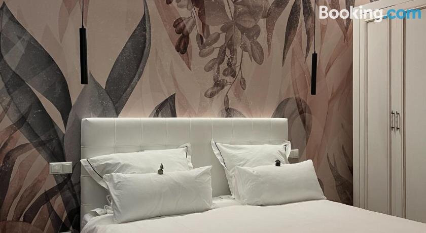 The Kepos Hotel主图