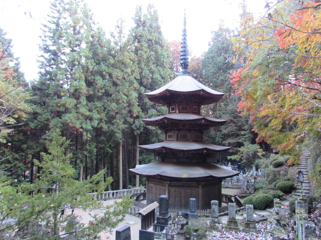 Anrakuji Temple