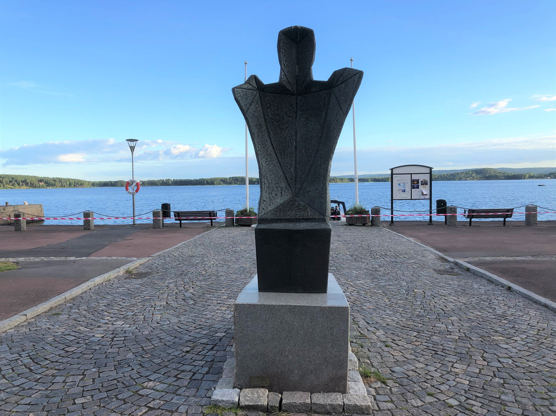 Statyn "Torso"