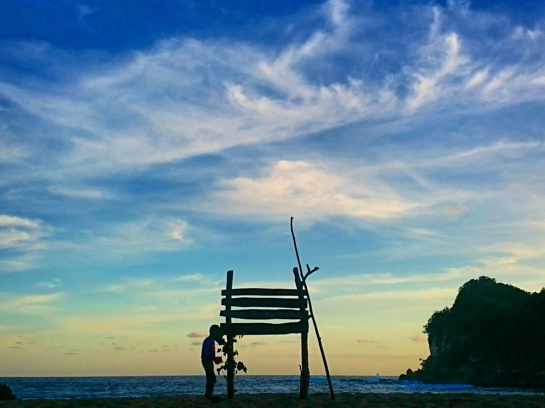 Pangi Beach景点图片