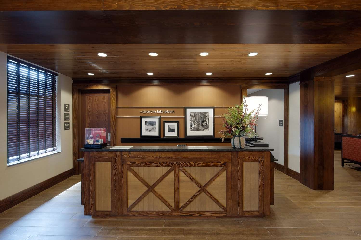 Hampton Inn & Suites Lake Placid-官方