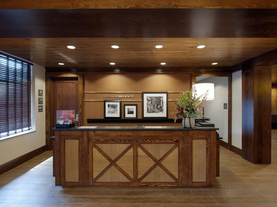 Hampton Inn & Suites Lake Placid主图