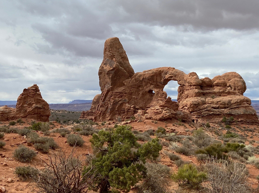 Looking Glass Arch-莫阿布必去景点