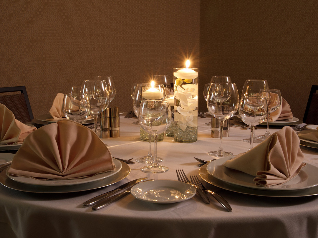 夏洛特机场假日酒店主图