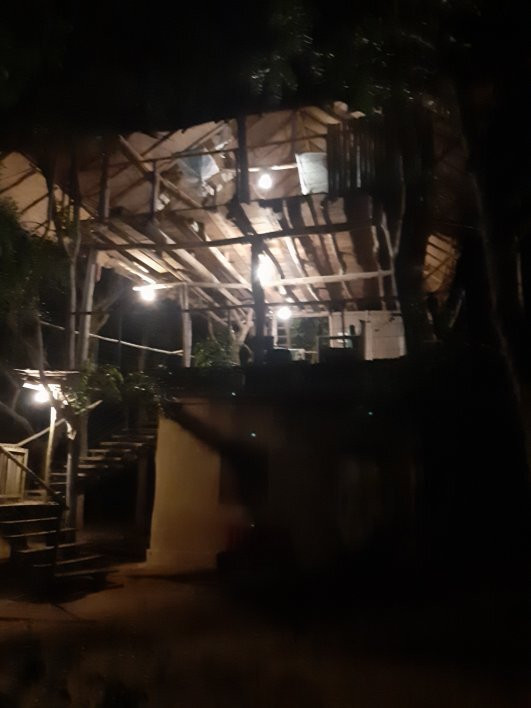 萨拉伊村酒店主图