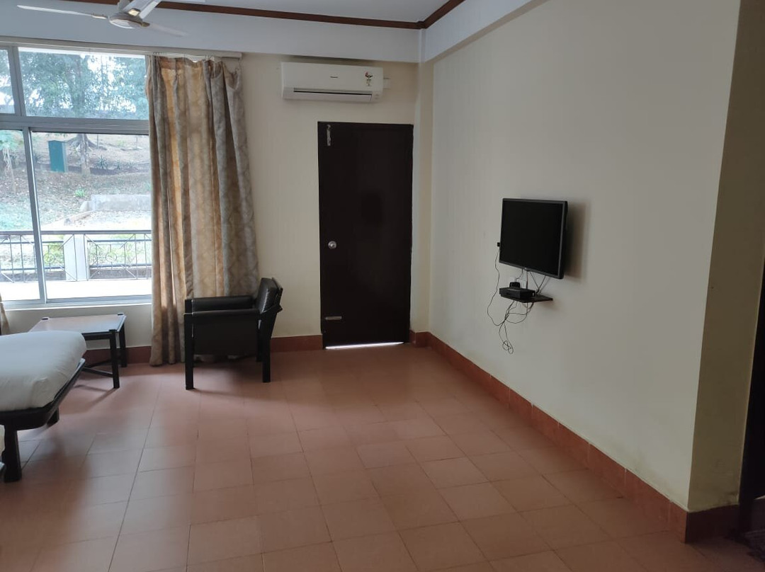 Polo Tura Hotel主图
