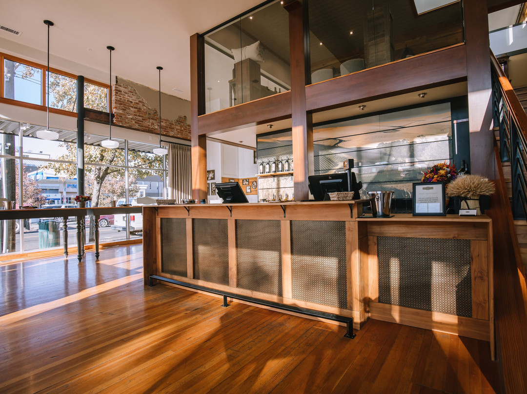Spring Valley Vineyard Tasting Room景点图片