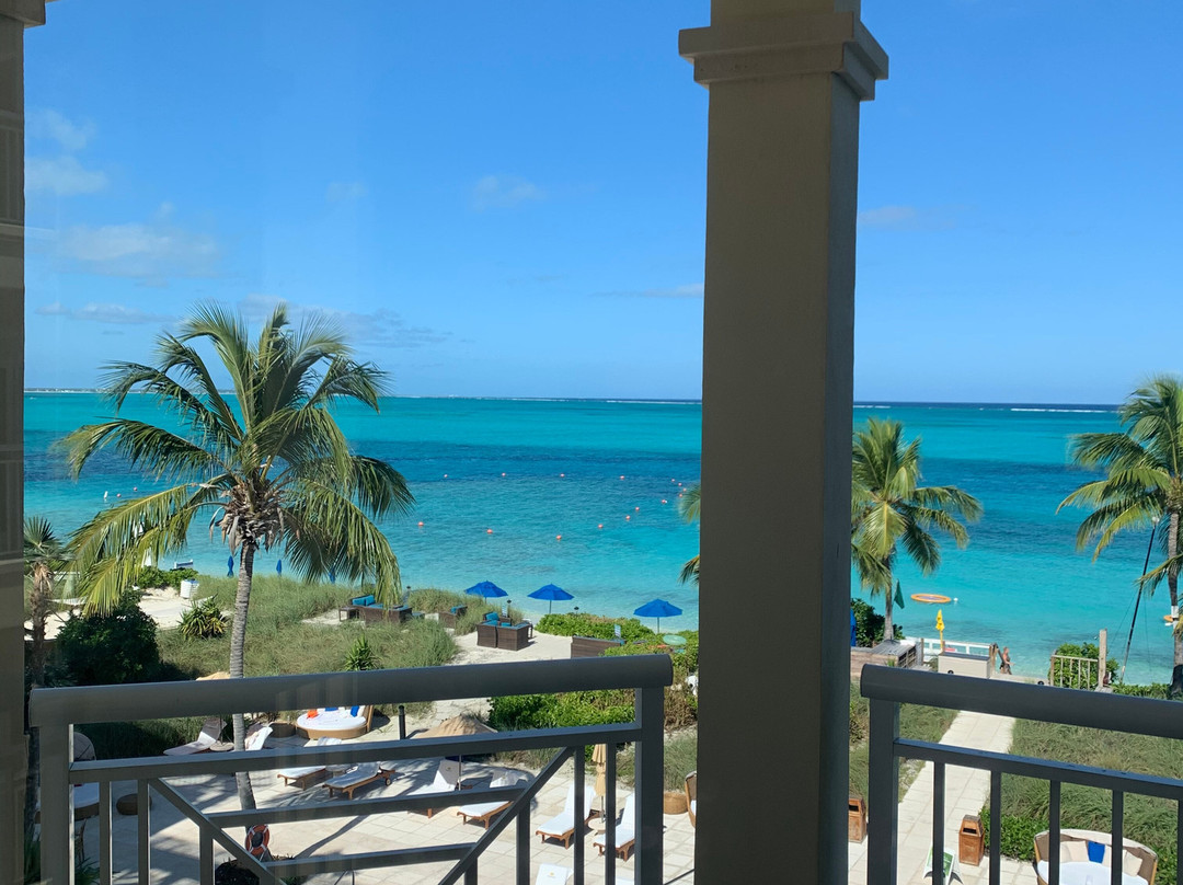 风之歌度假酒店主图