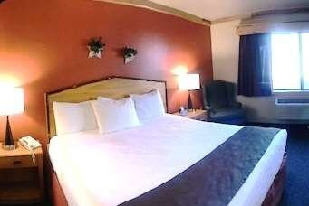 AmericInn by Wyndham Oswego主图