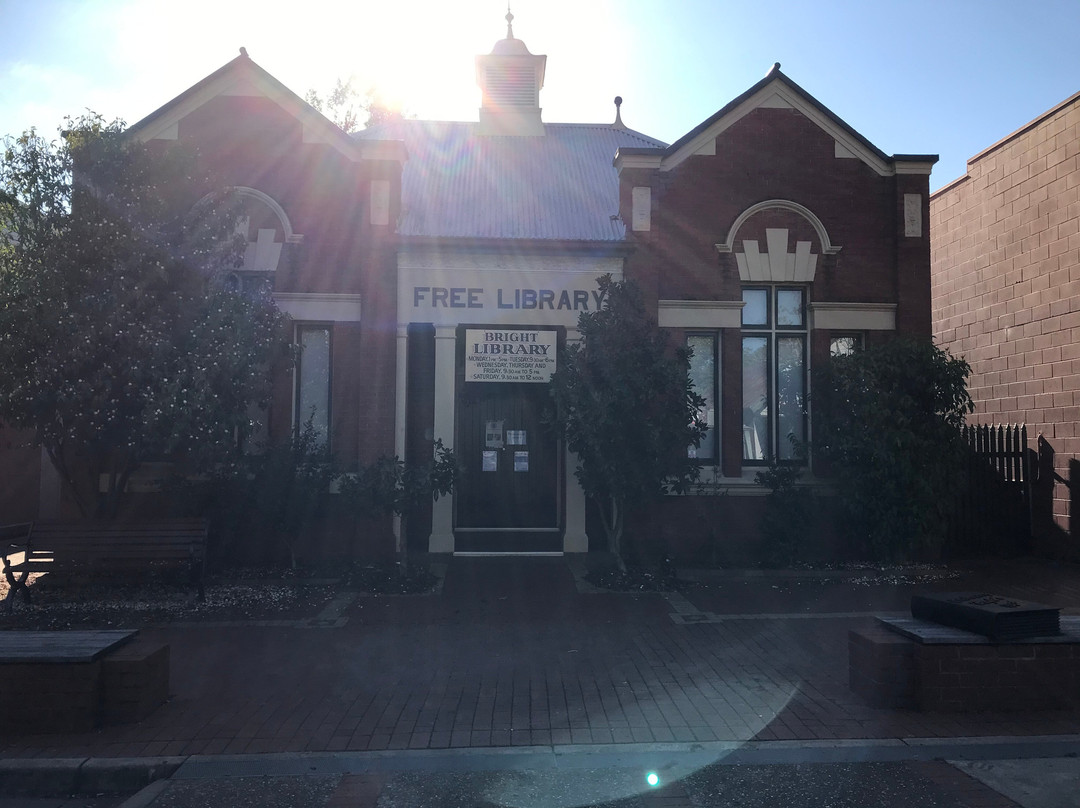 Bright Library-布赖特必去景点