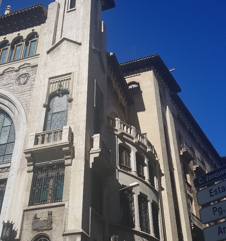 Edifici de la Caixa de Pensions de Barcelona景点图片