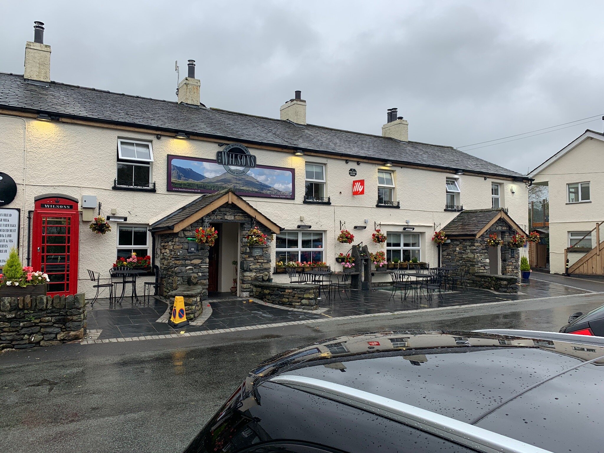 The Wilson's Arms-官方