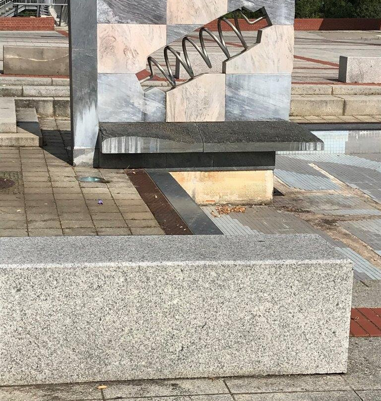 Brunnen Zentrum-Wilkau-Hasslau必去景点