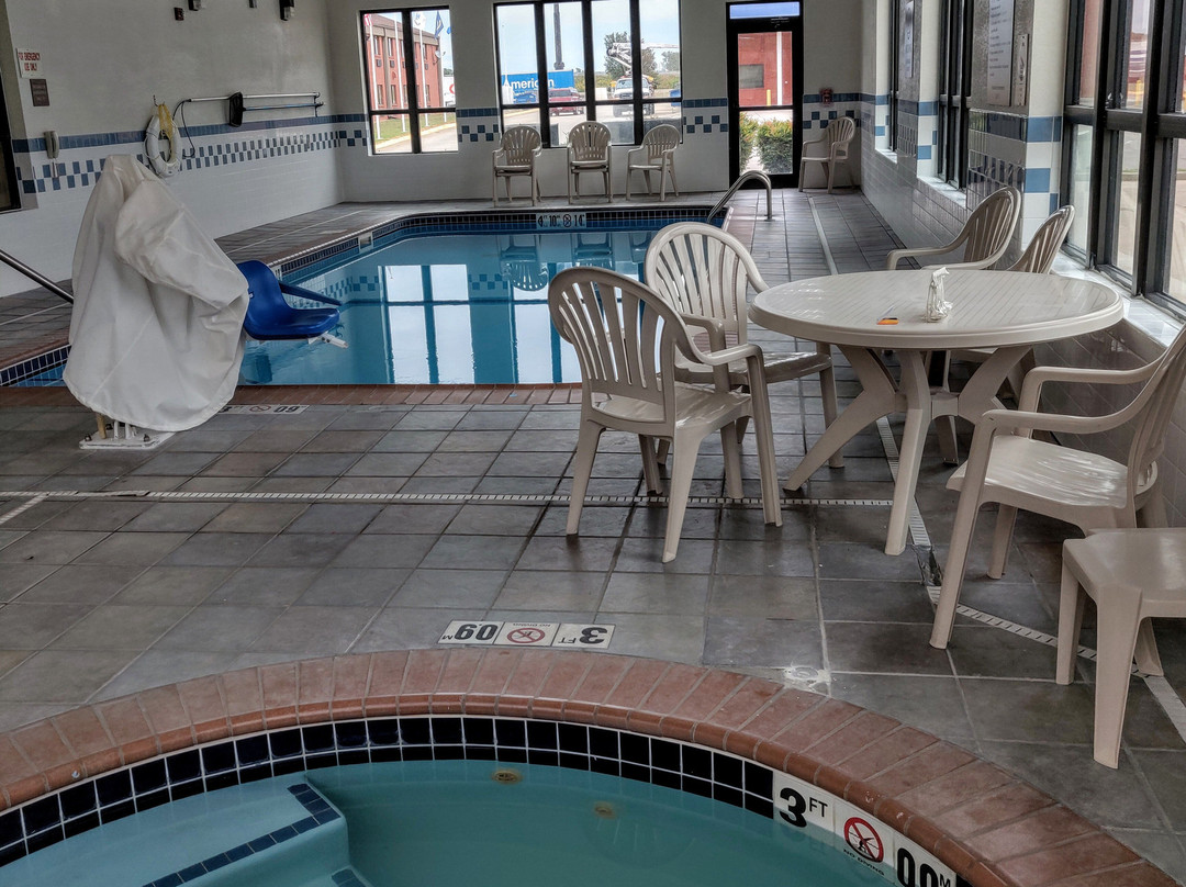 Comfort Inn & Suites Sikeston I-55主图