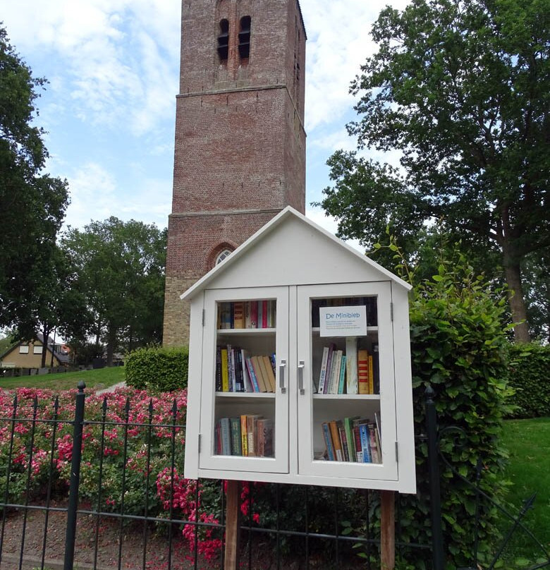 kerktoren Nijemirdum景点图片