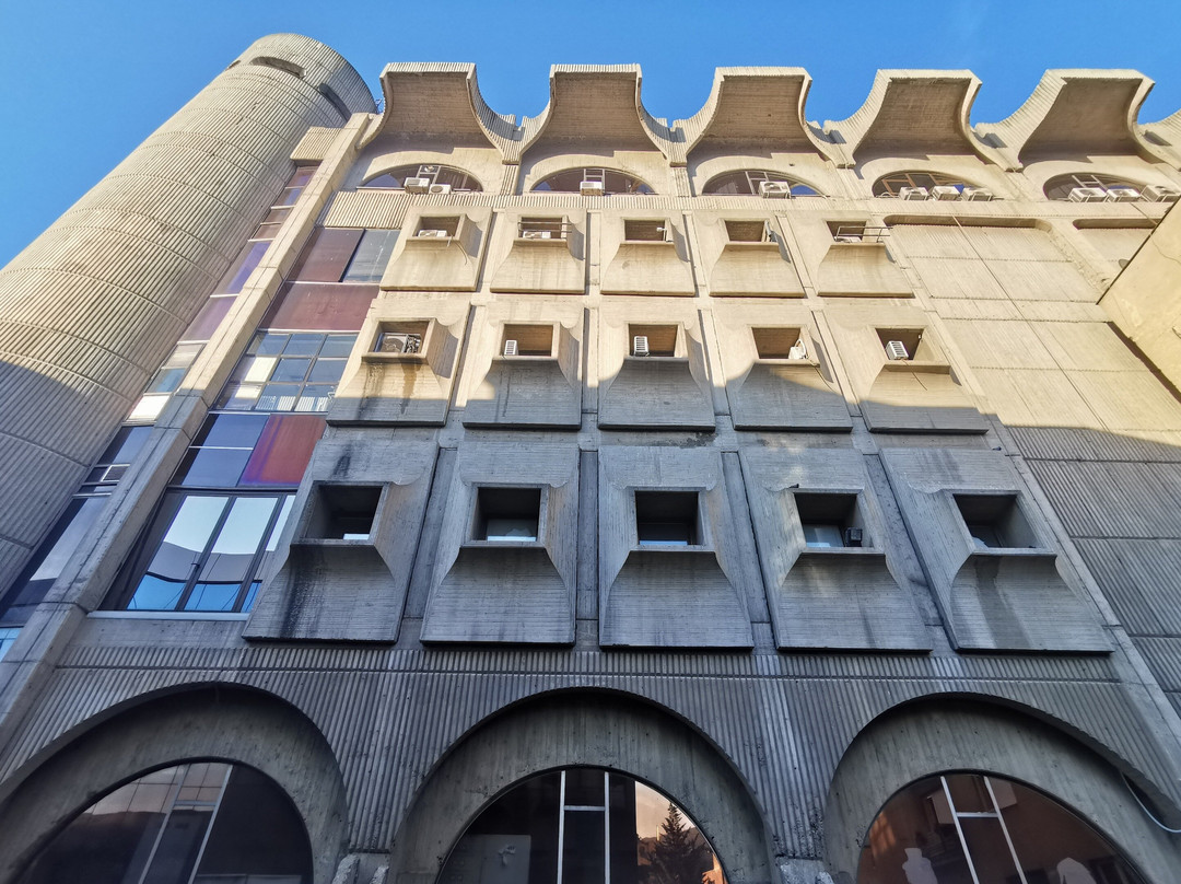 Skopje's Brut Tour on bikes-斯科普里必去景点