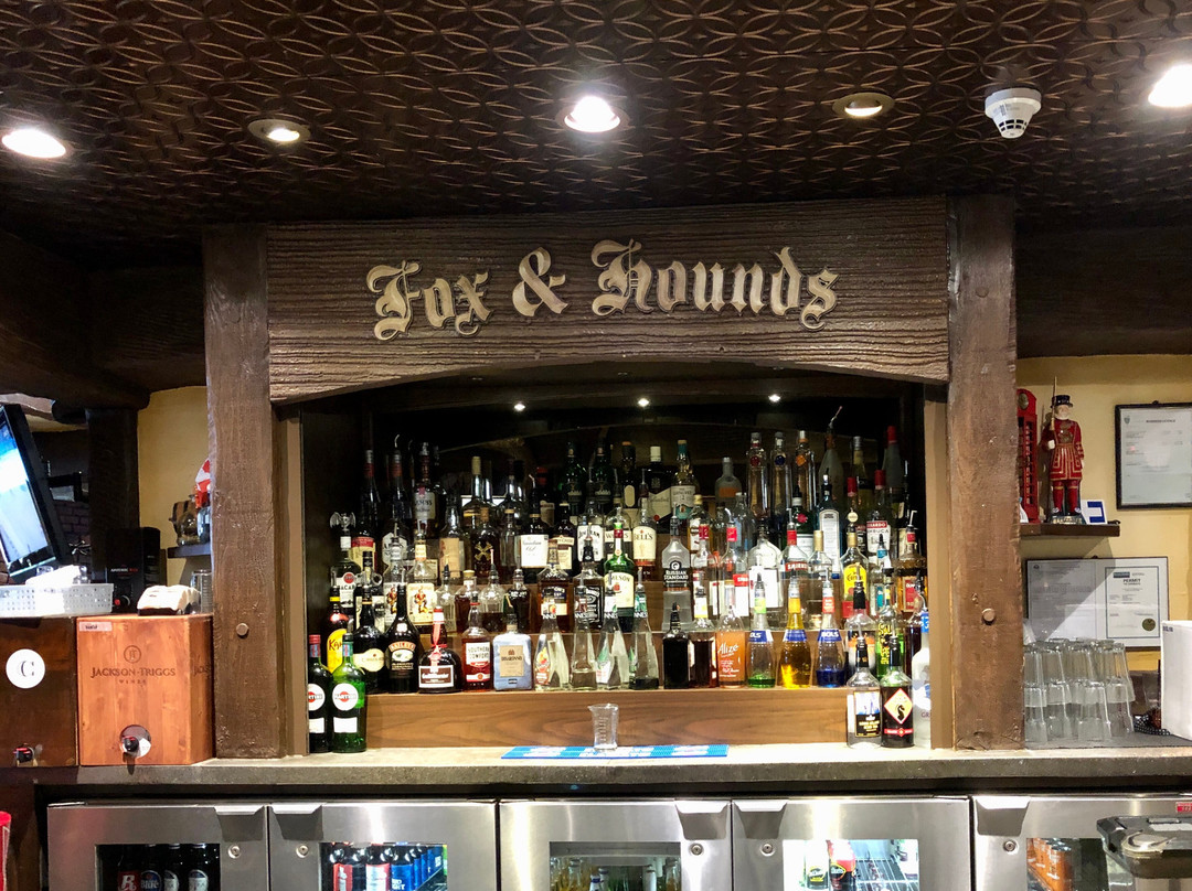 Fox & Hounds Pub and Restaurant景点图片
