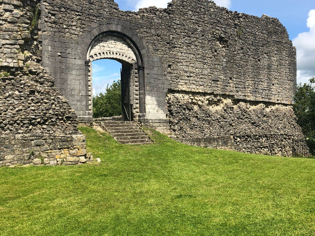 Newcastle Castle, Bridgend景点图片