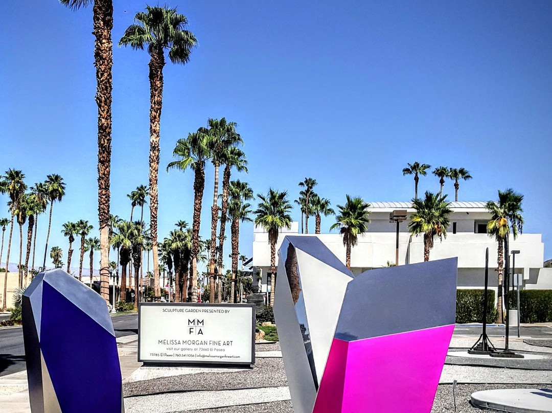 旅行购物区-棕榈沙漠必去景点