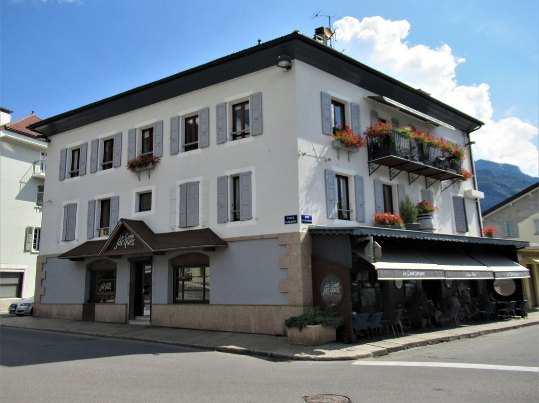 Chez Vez-萨朗什必去景点