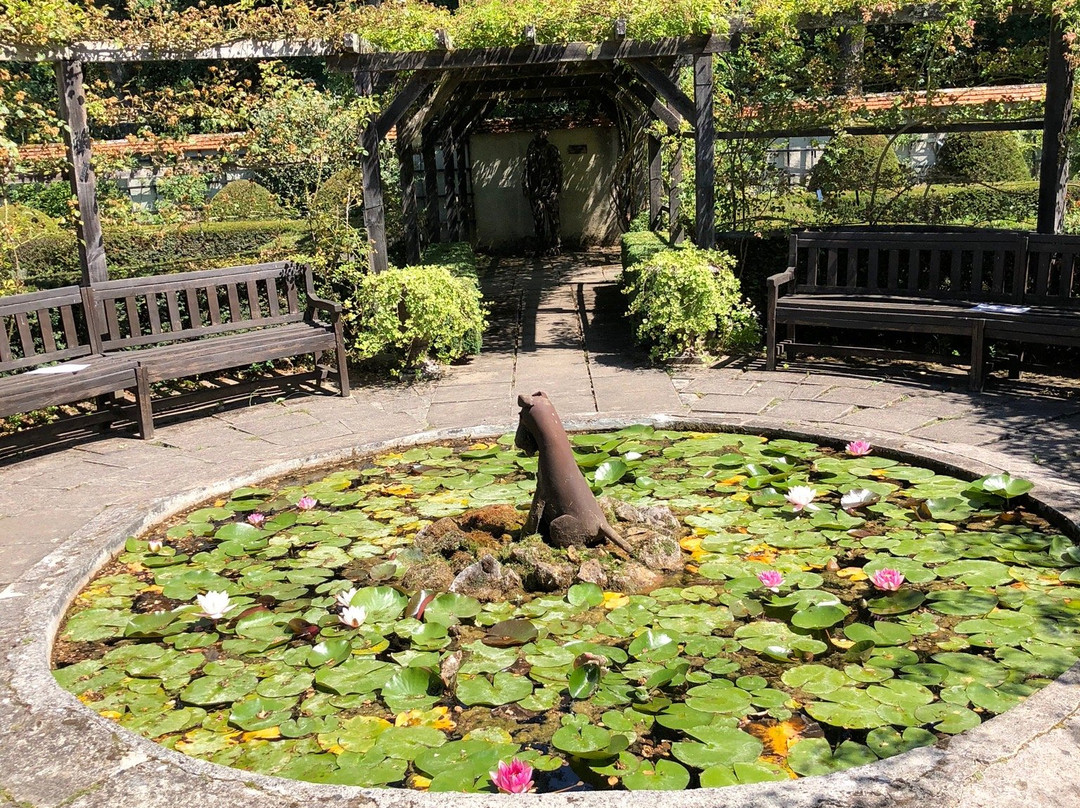 Arboretum des Grandes Bruyeres-Ingrannes必去景点