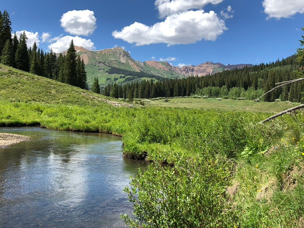 Three Rivers Resort主图