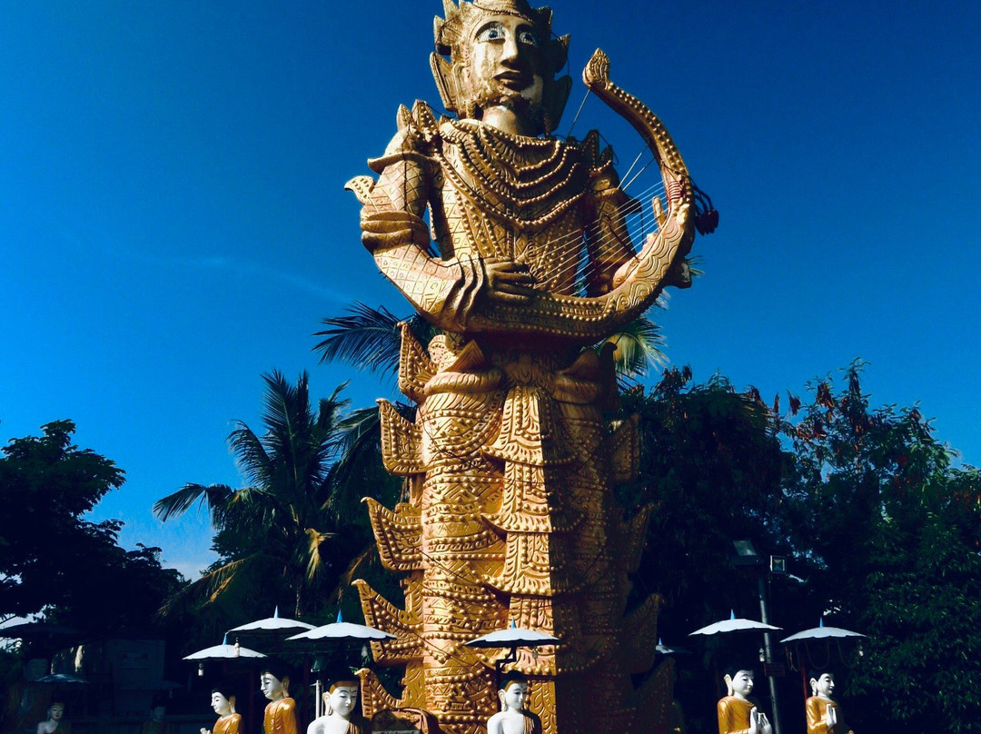 Skinny Buddha景点图片