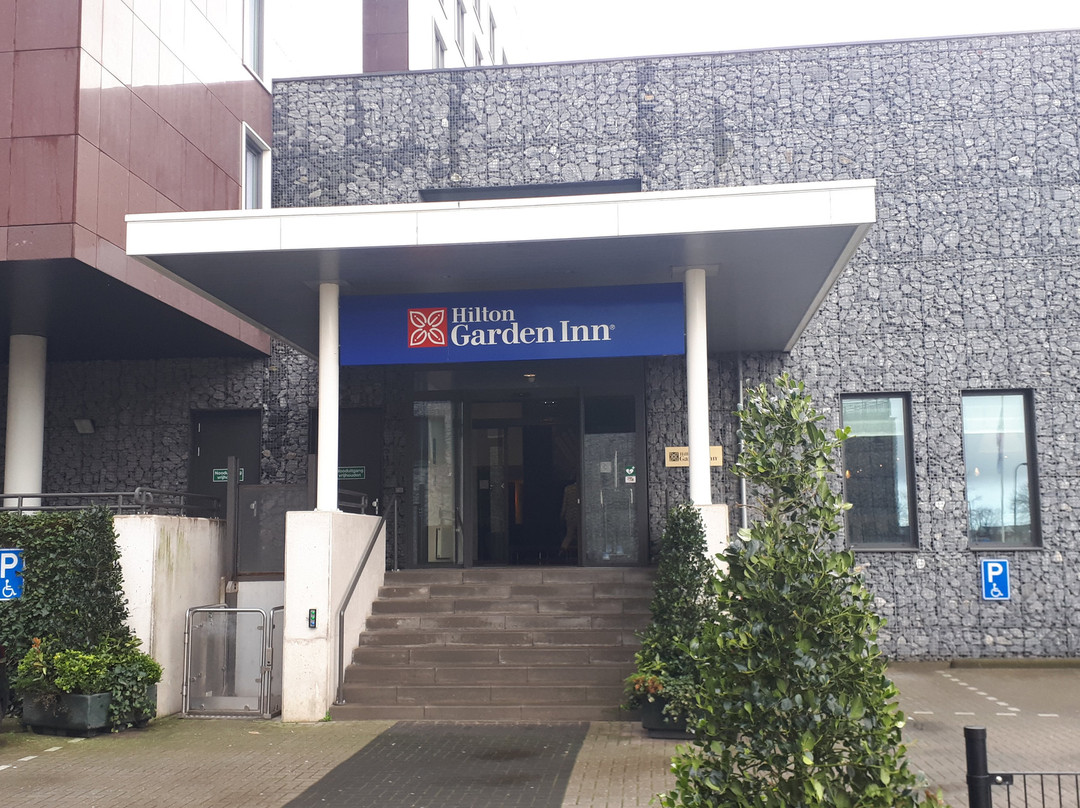 莱顿希尔顿花园酒店主图
