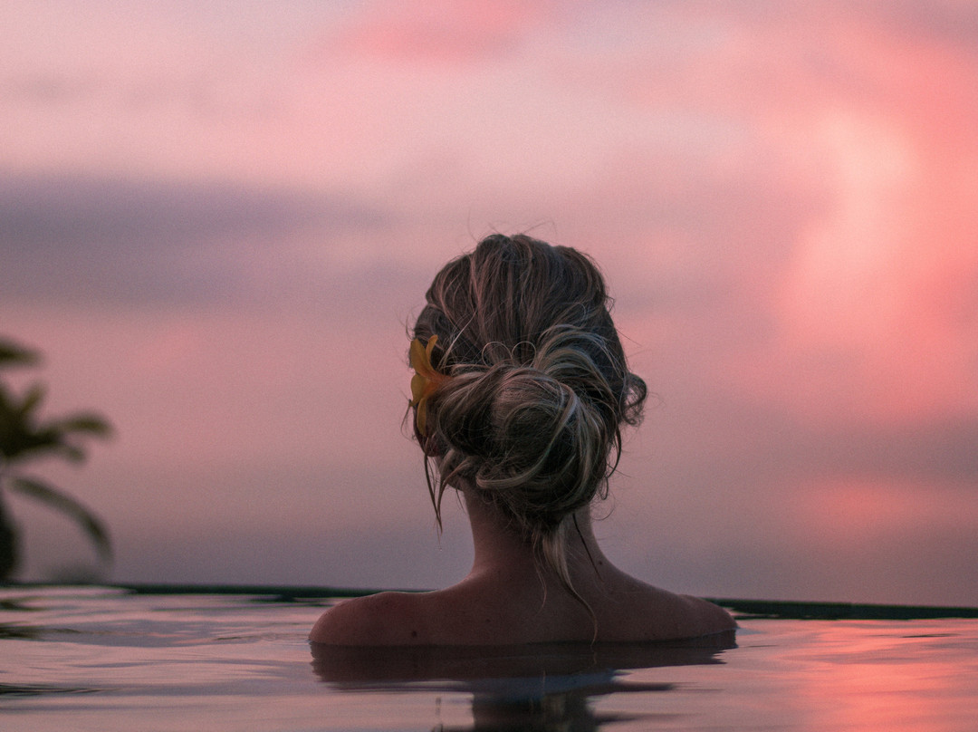 Golden Pineapple Villas主图