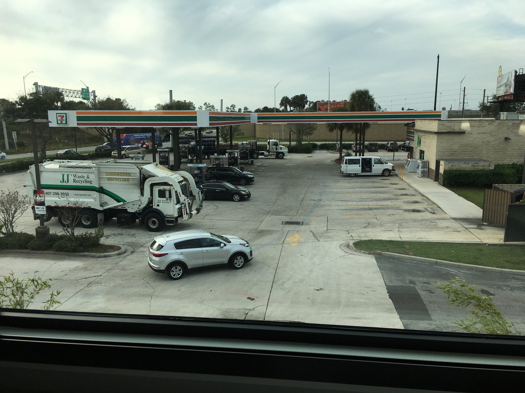 avid Hotel Orlando International Airport by IHG主图