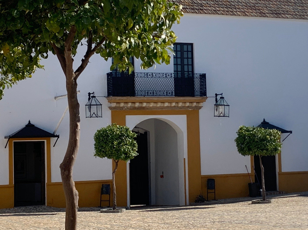 Hacienda Nuestra Senora del Carmen (La Fuenlonguilla)-La Puebla de Cazalla必去景点