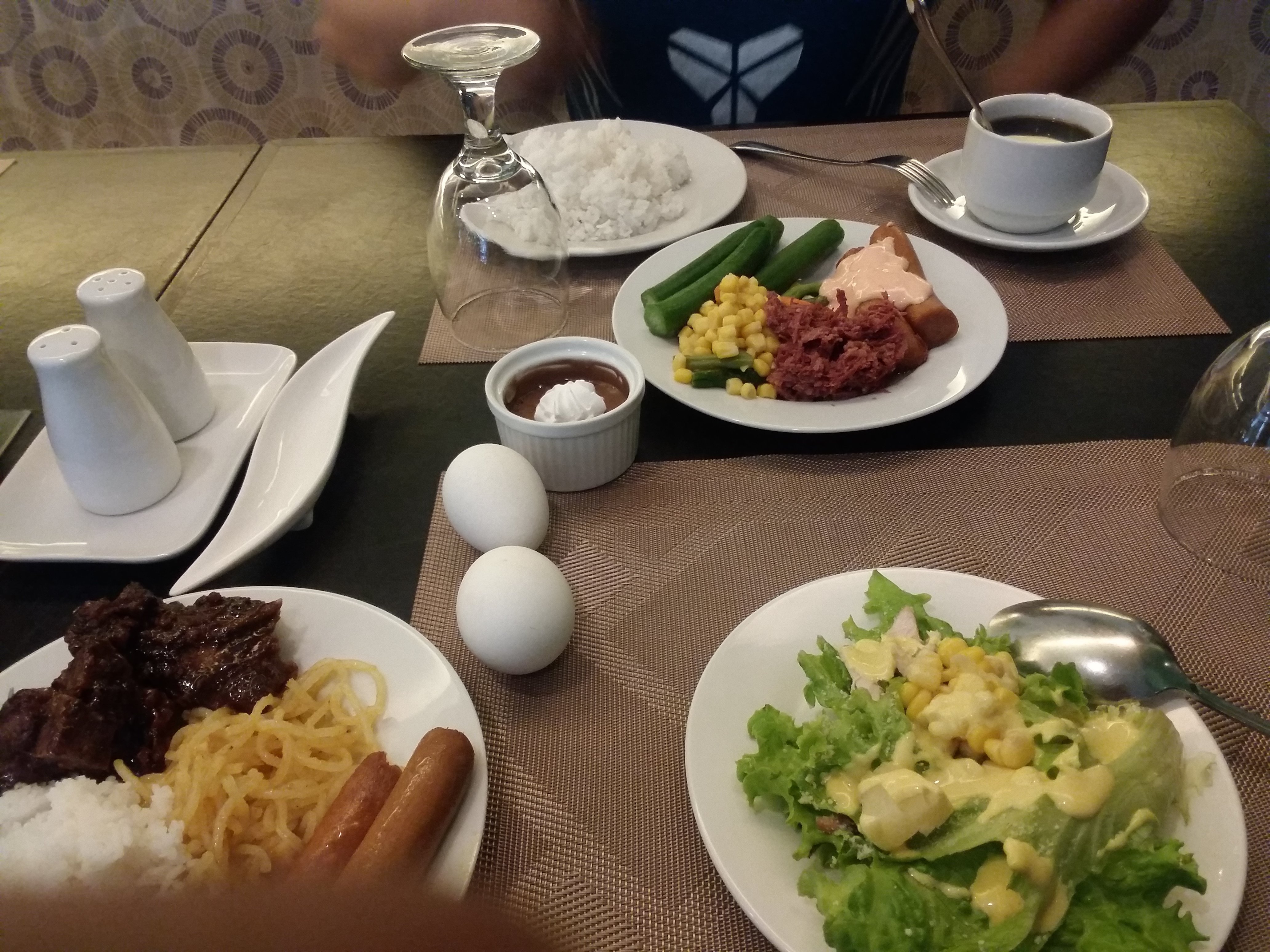 El Cielito Hotel Sta Rosa-餐饮