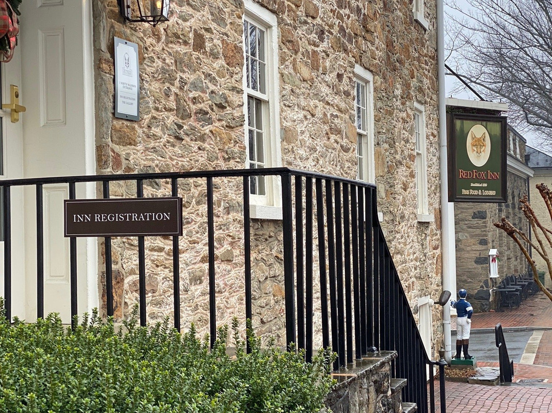 The Red Fox Inn & Tavern主图