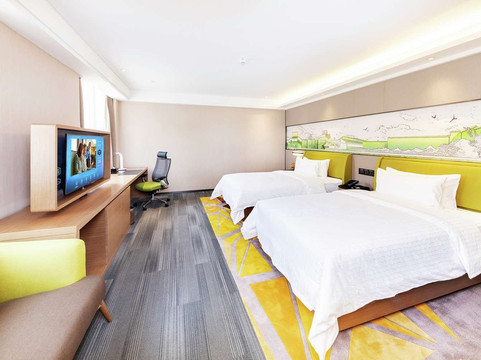 苏州金鸡湖希尔顿欢朋酒店主图