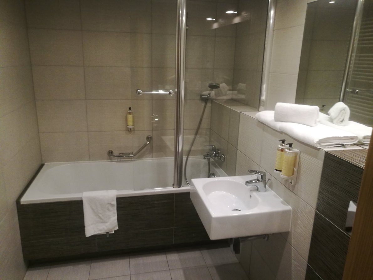 普洛斯卡住宅拱门酒店-浴室