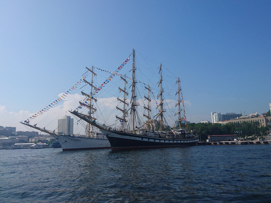 Pallada and Nadezhda Sailers-海参崴必去景点