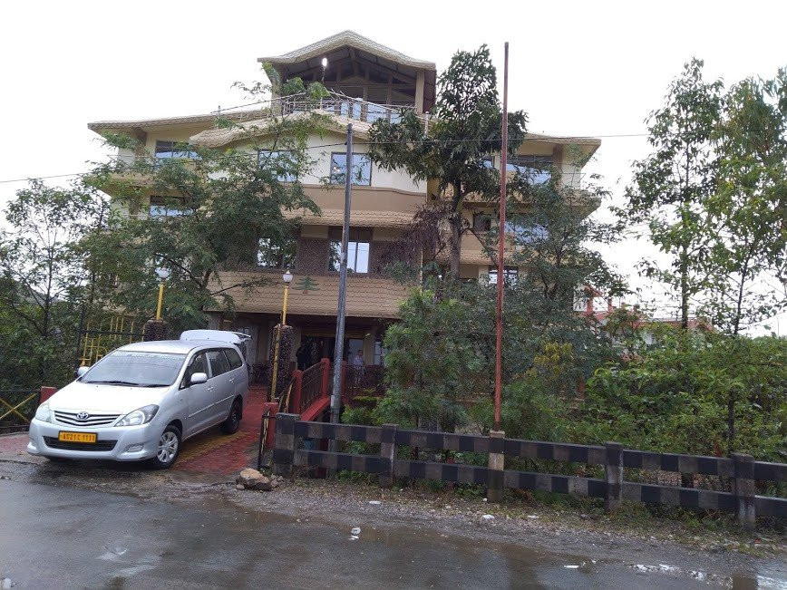 Coniferous Hotel主图