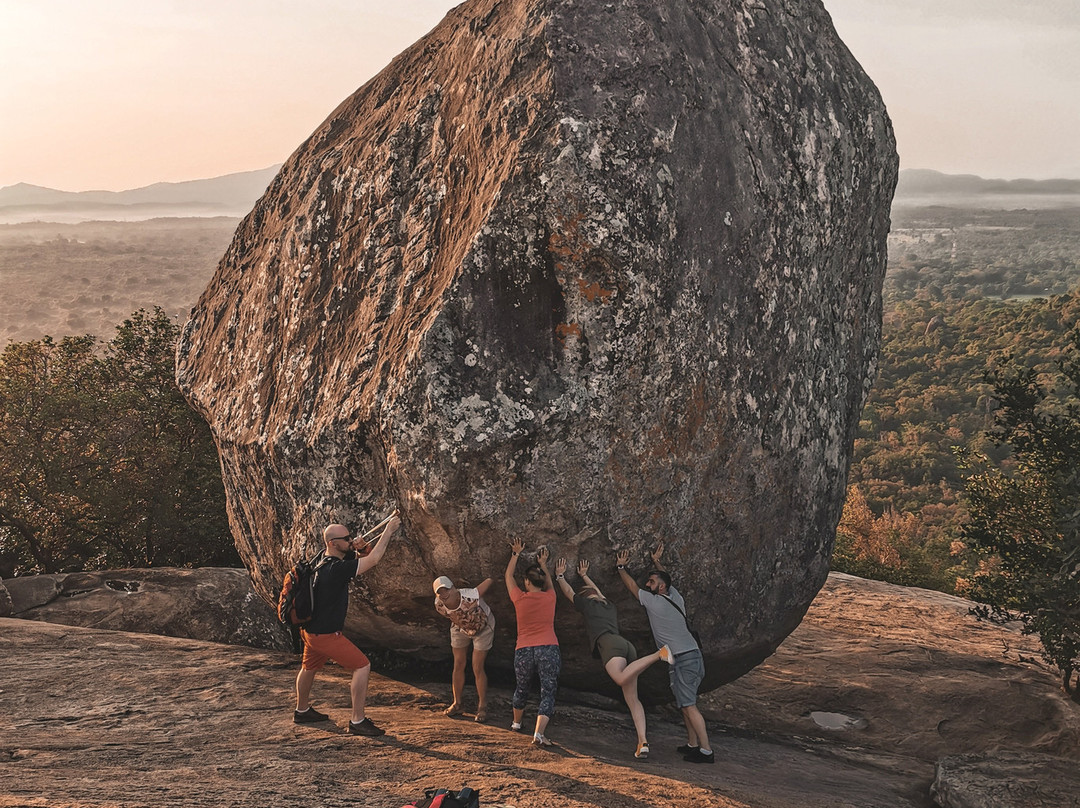 Go Lanka Tours景点图片