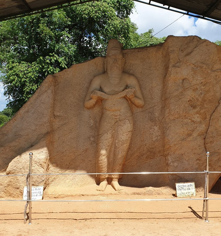 Statue of Parakramabahu I景点图片