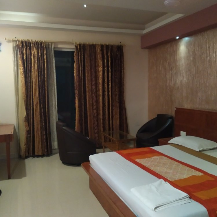 AMR Evergreen Hotel主图