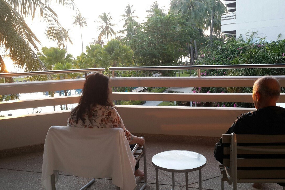 丽晶查安海滩假日酒店主图