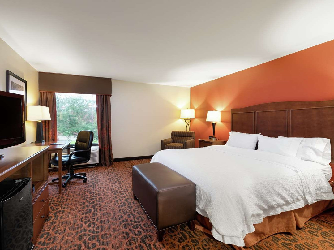 霍马希尔顿恒庭酒店主图