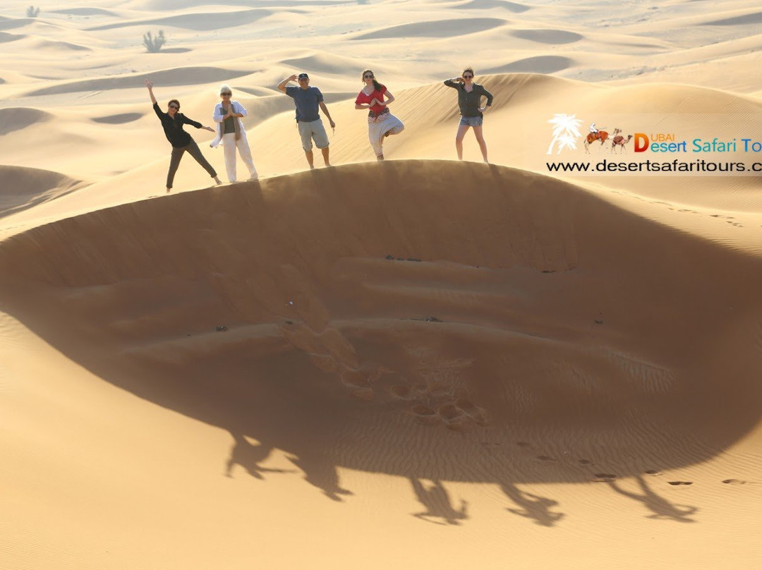Dubai Desert Safari Tours景点图片